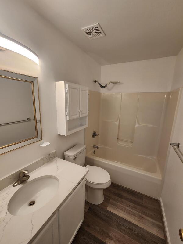 Building Photo - 125 Horse Run Dr