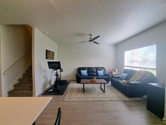 Building Photo - 755 N 2560 E