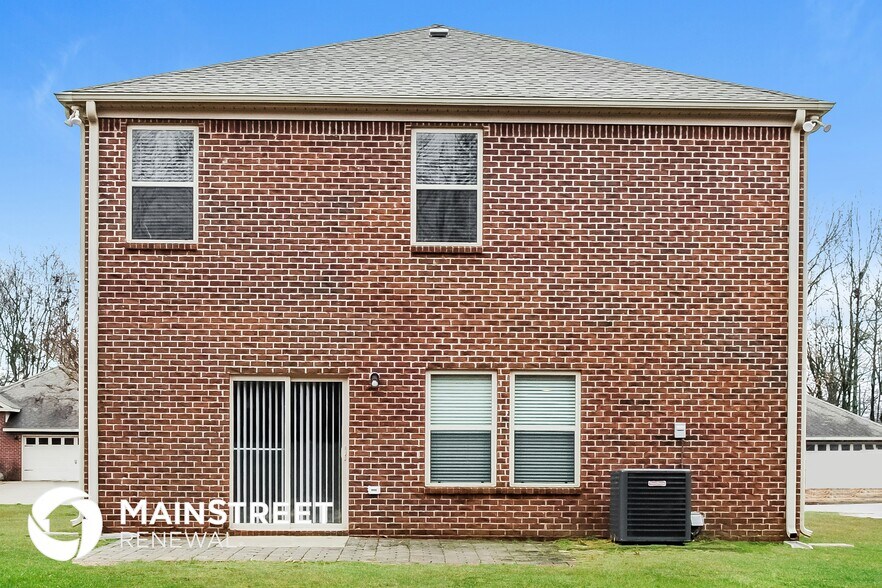 Building Photo - 105 Bermuda Lakes Dr