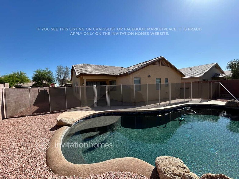 Building Photo - 15572 W Meade Ln