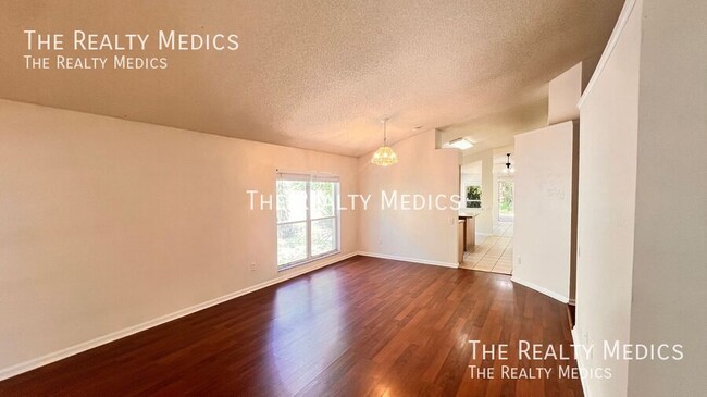Building Photo - 7373 Mardell Ct