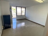 Building Photo - 1301 Lusitana St