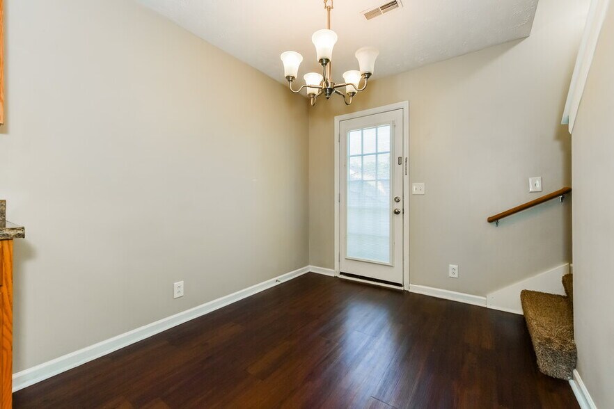 Building Photo - 5082 Cornelius Dr