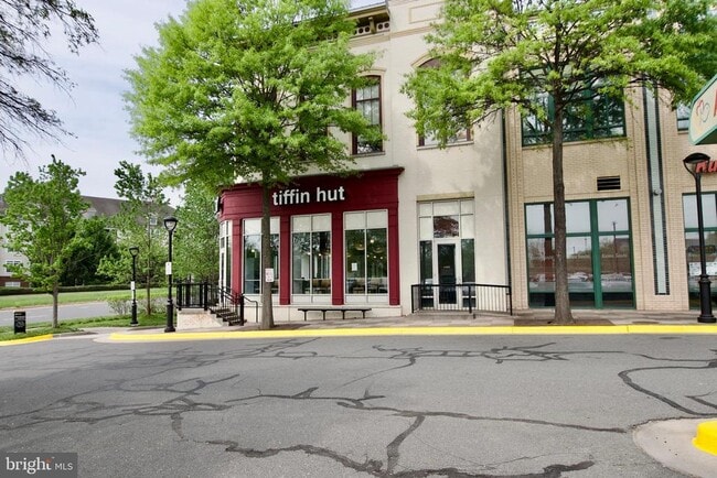 Building Photo - 12913 Centre Park Cir