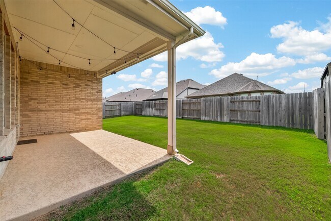 Building Photo - 7319 Woodlark Rdg Dr