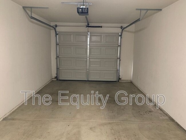 Building Photo - 2210 N Vickie Ct