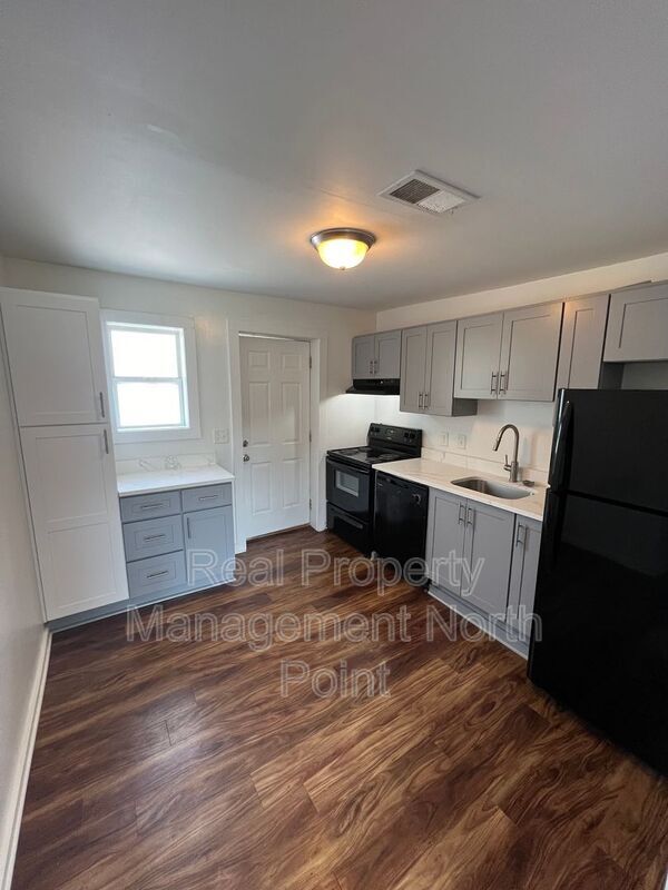 Building Photo - 1145 Lucile Ave SW