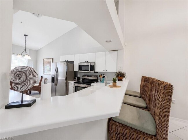 Building Photo - 8175 Celeste Dr