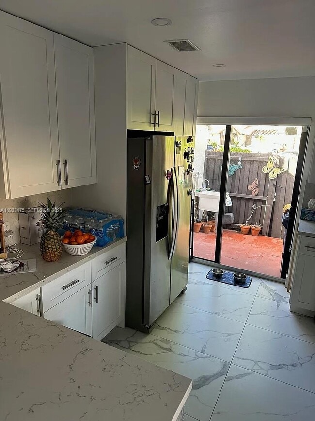 Building Photo - 14980 SW 49th Ln