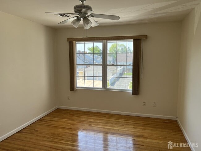 Building Photo - 22 N Whittier St