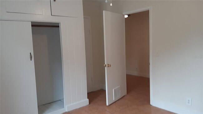 Building Photo - 3801 NW 6th St