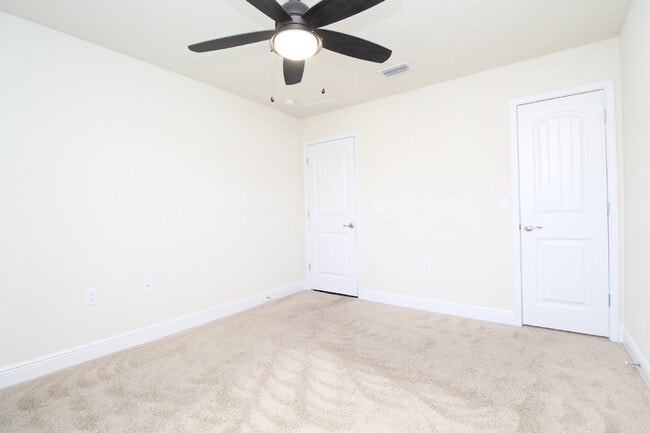 Building Photo - Ventura Estates Rental – 4 Bedrooms, 2 Bat...