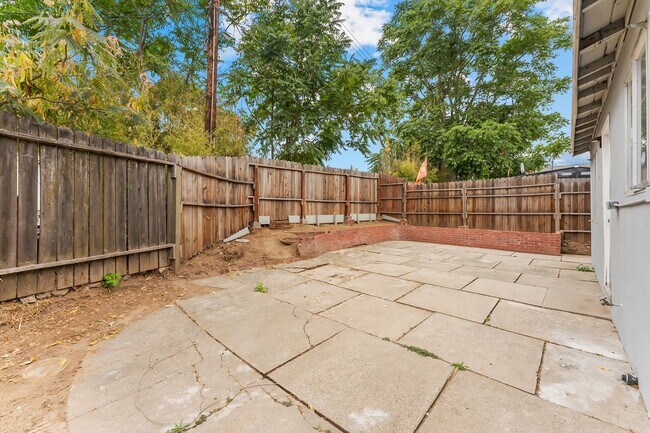 Building Photo - 4184 Cornelia Way
