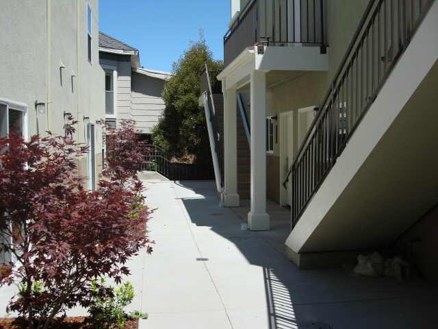 Building Photo - 137 Santa Fe Ave