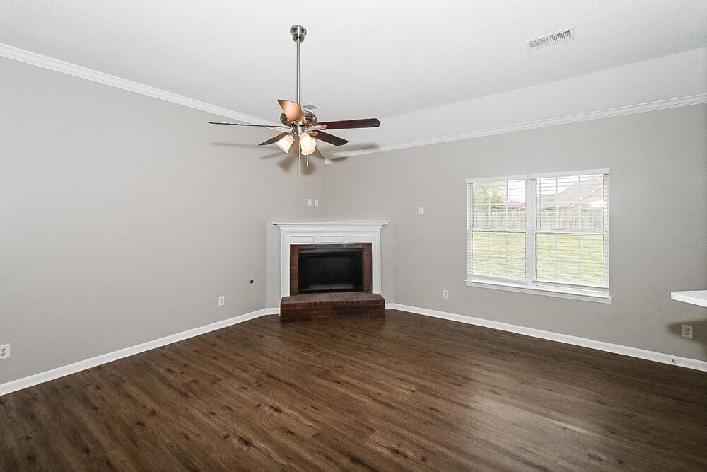 Building Photo - 2785 Pinnacle Dr