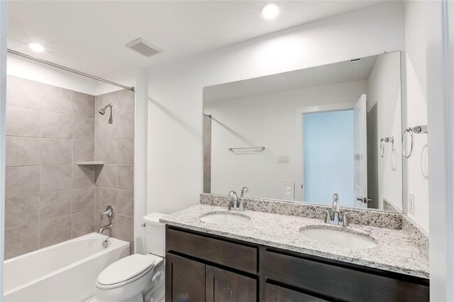 Building Photo - 1832 Asti Ln