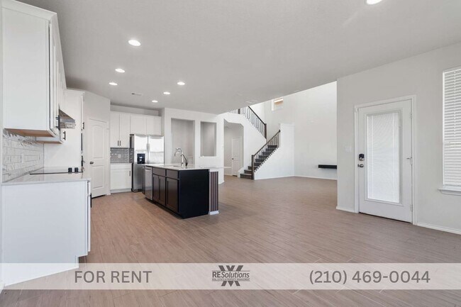 Building Photo - 4015 Wild Bloom Rd