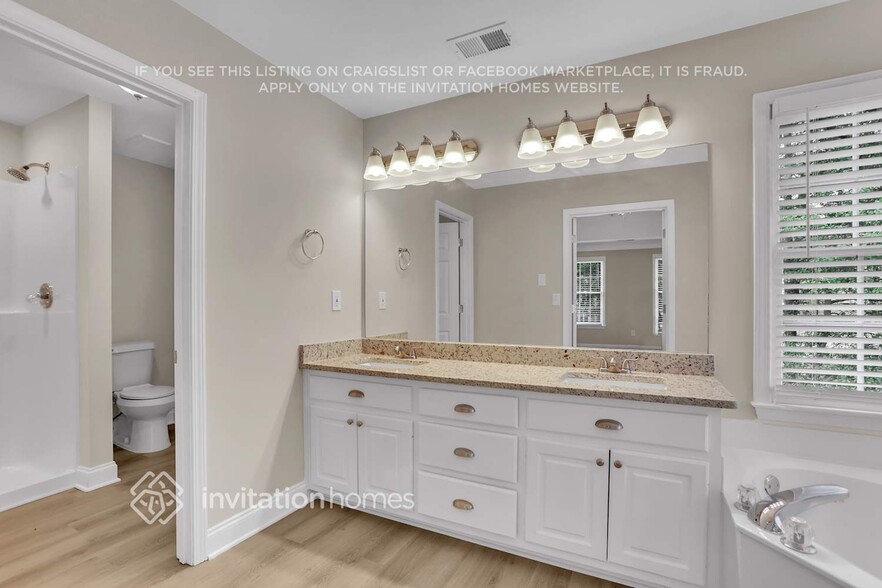Building Photo - 4835 Line Tree Ct