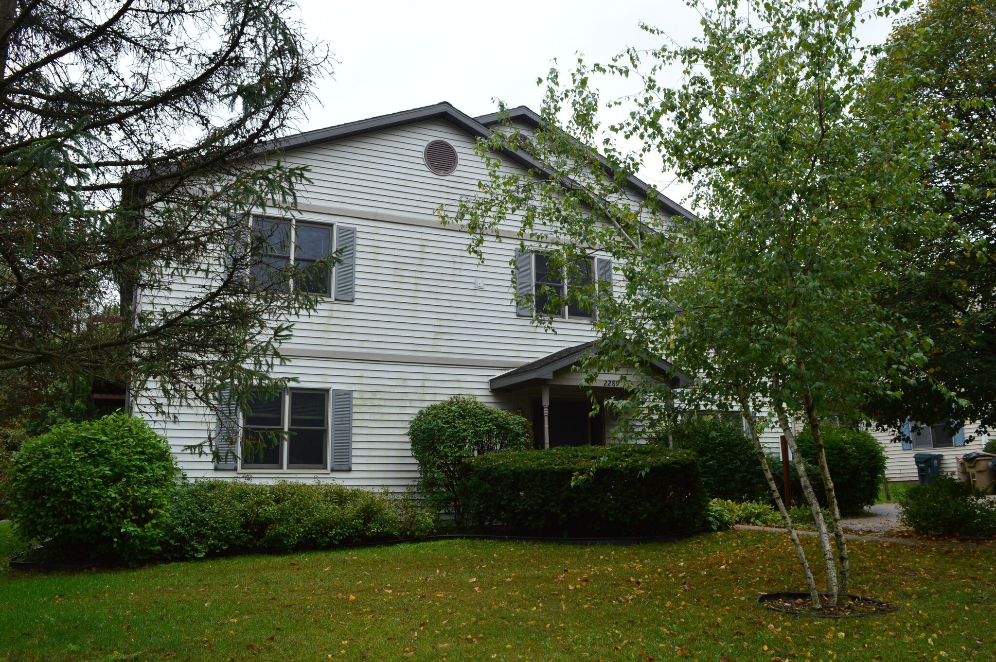 Building Photo - 2289 S Thompson Dr