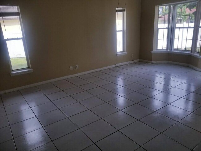 Building Photo - 10081 Boynton Place Cir