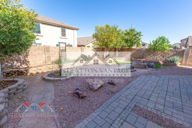 Building Photo - 4808 W Allen St