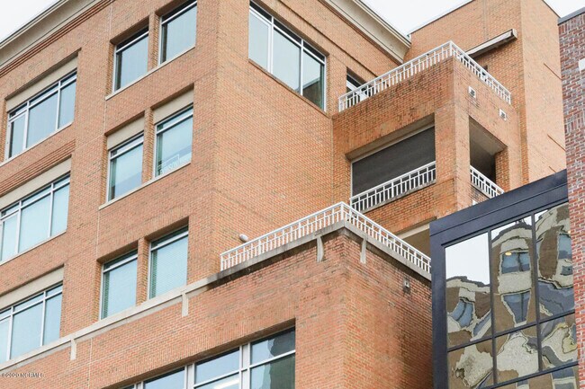 Building Photo - 510 Glenwood Ave