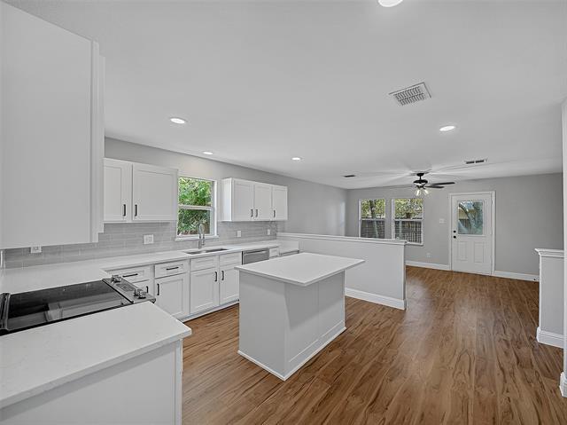 Building Photo - 4513 Bellcrest Dr