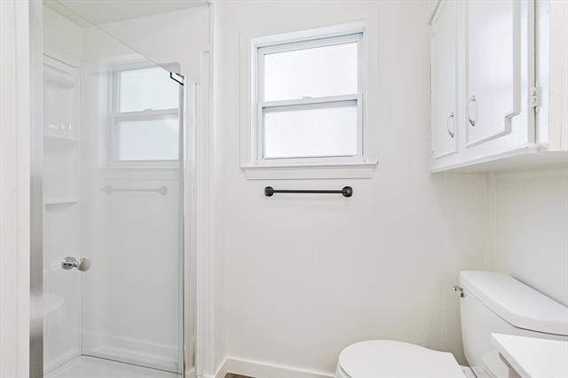 Building Photo - 157 W Purnell St