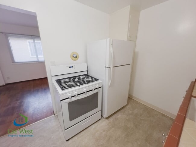 Building Photo - $1995 - 1BD/1BA Quaint and Well Maintained Apartment in Downtown San Jose Near PwC and Oracle