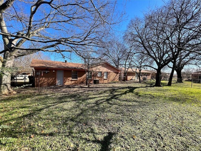 Building Photo - 3809 Titan Trail