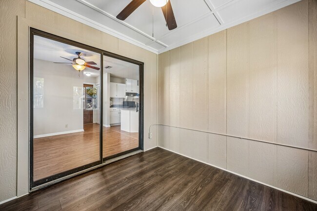 Building Photo - 132 Woodvalley Ct