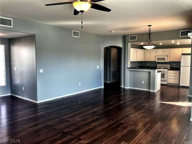 Building Photo - 10809 Garden Mist Dr