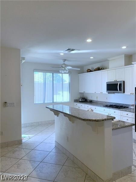 Building Photo - 3875 Cape Royal St