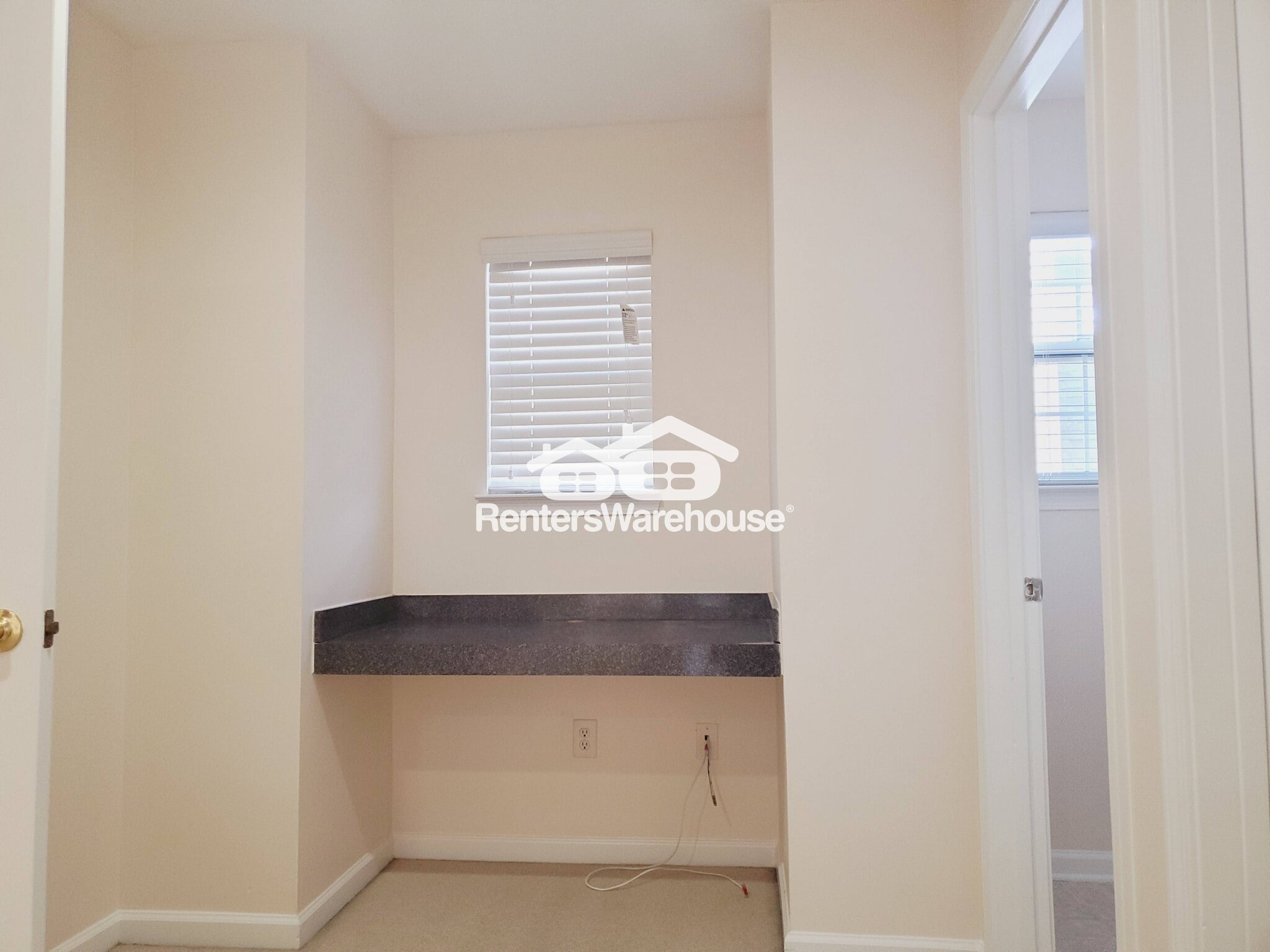 Building Photo - 7711 Parkside Dr