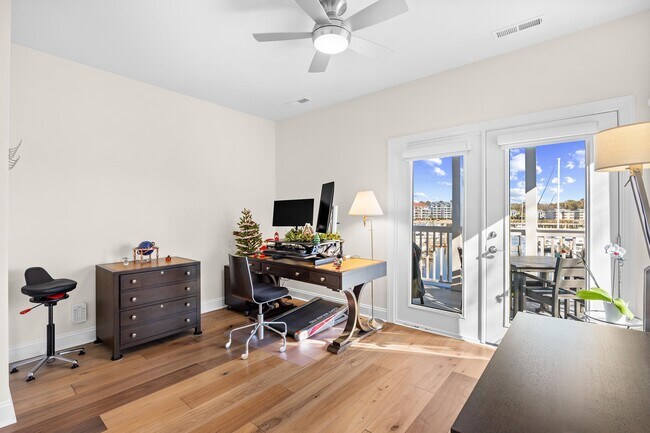 Building Photo - 4759 Lightkeepers Way