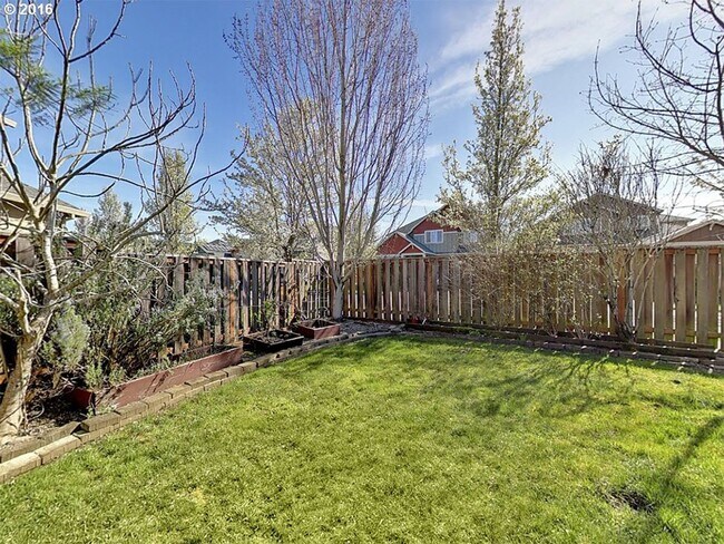 Building Photo - Beautiful Cedar Mill Craftsman on a Corner Lot with 4 Bedrooms + Den, Large Backyard, Solar & EV ...