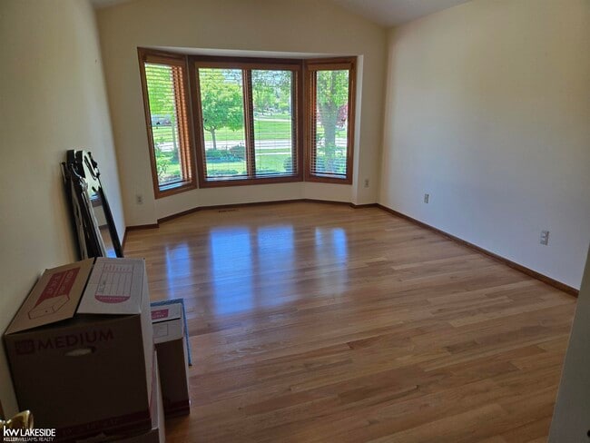 Building Photo - 52843 Deerwood Dr