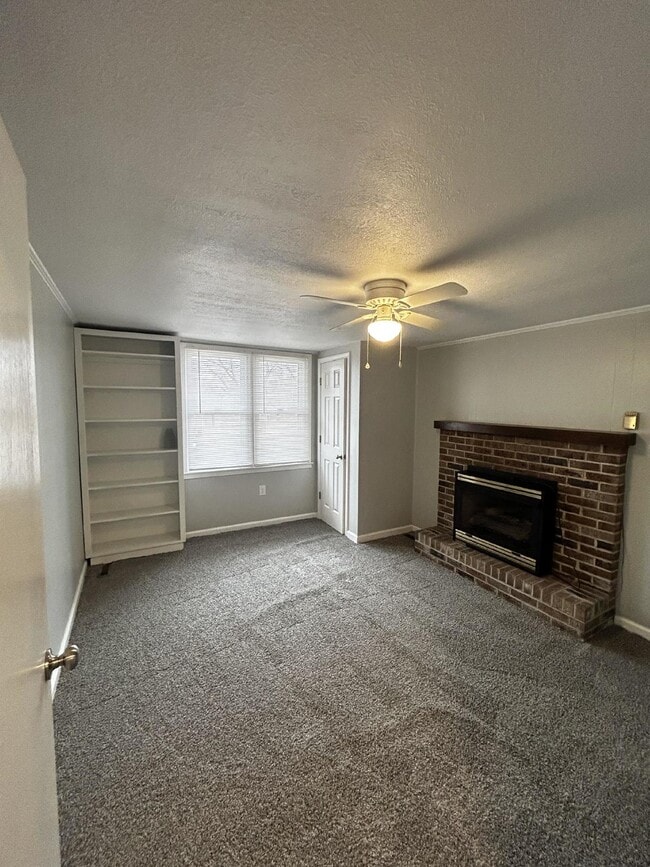 Building Photo - 447 McGill St