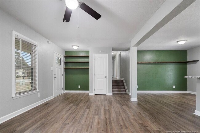 Building Photo - 6327 Worthington Dr