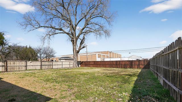 Building Photo - 8155 Shafter Dr