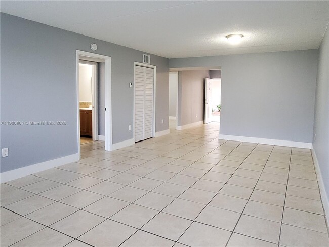 Building Photo - 6065 NW 186th St