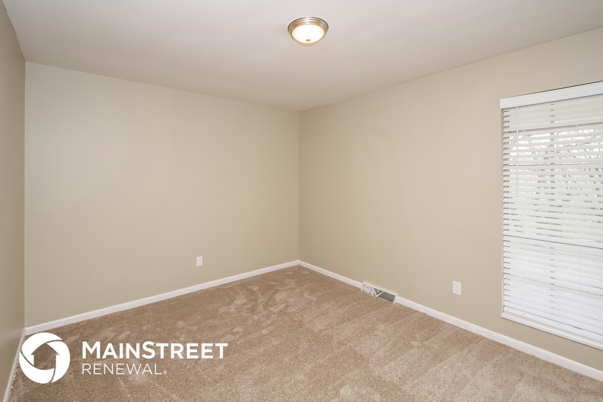 Building Photo - 120 Dewberry Ln