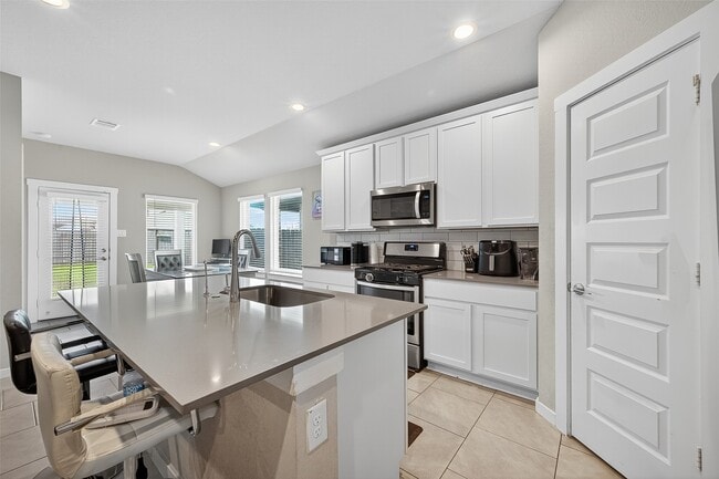 Building Photo - 7414 Sonora Star Ln