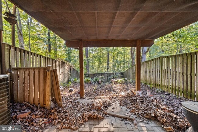 Building Photo - 1250 Birchcrest Ct