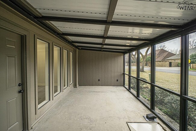 Building Photo - 2824 Mill Valley Dr