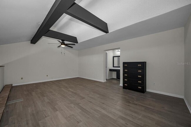 Building Photo - 2581 Countryside Blvd