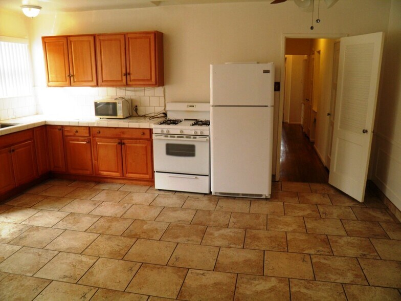 Building Photo - 1269 S Ridgeley Dr