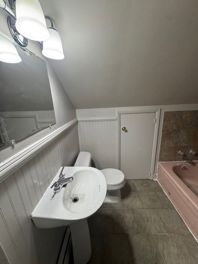 Building Photo - 4901 Salem Ln