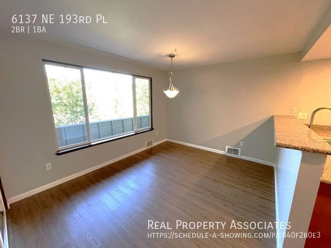 Building Photo - 6137 NE 193rd Pl