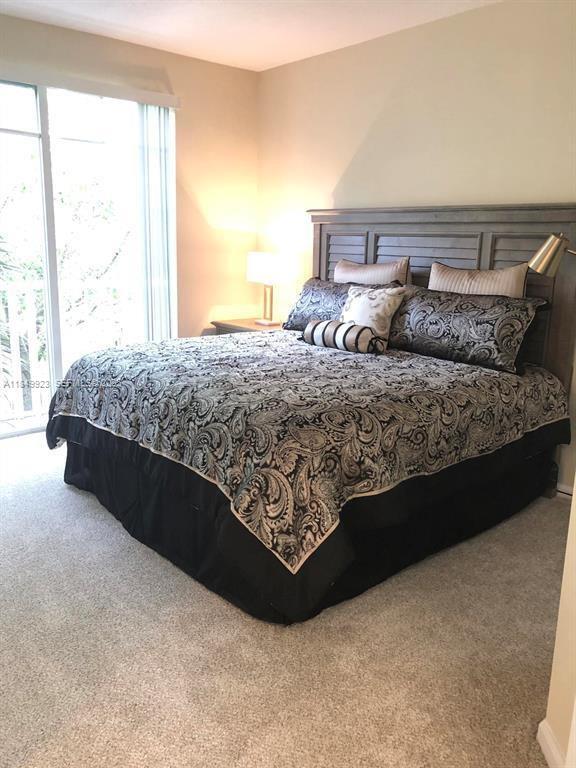 Building Photo - 4812 S Central Blvd